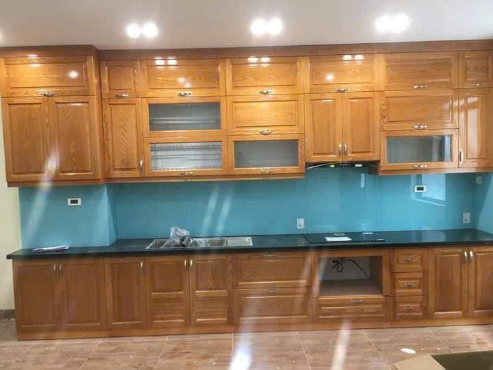 tủ bếp inox cánh gỗ xoan đào