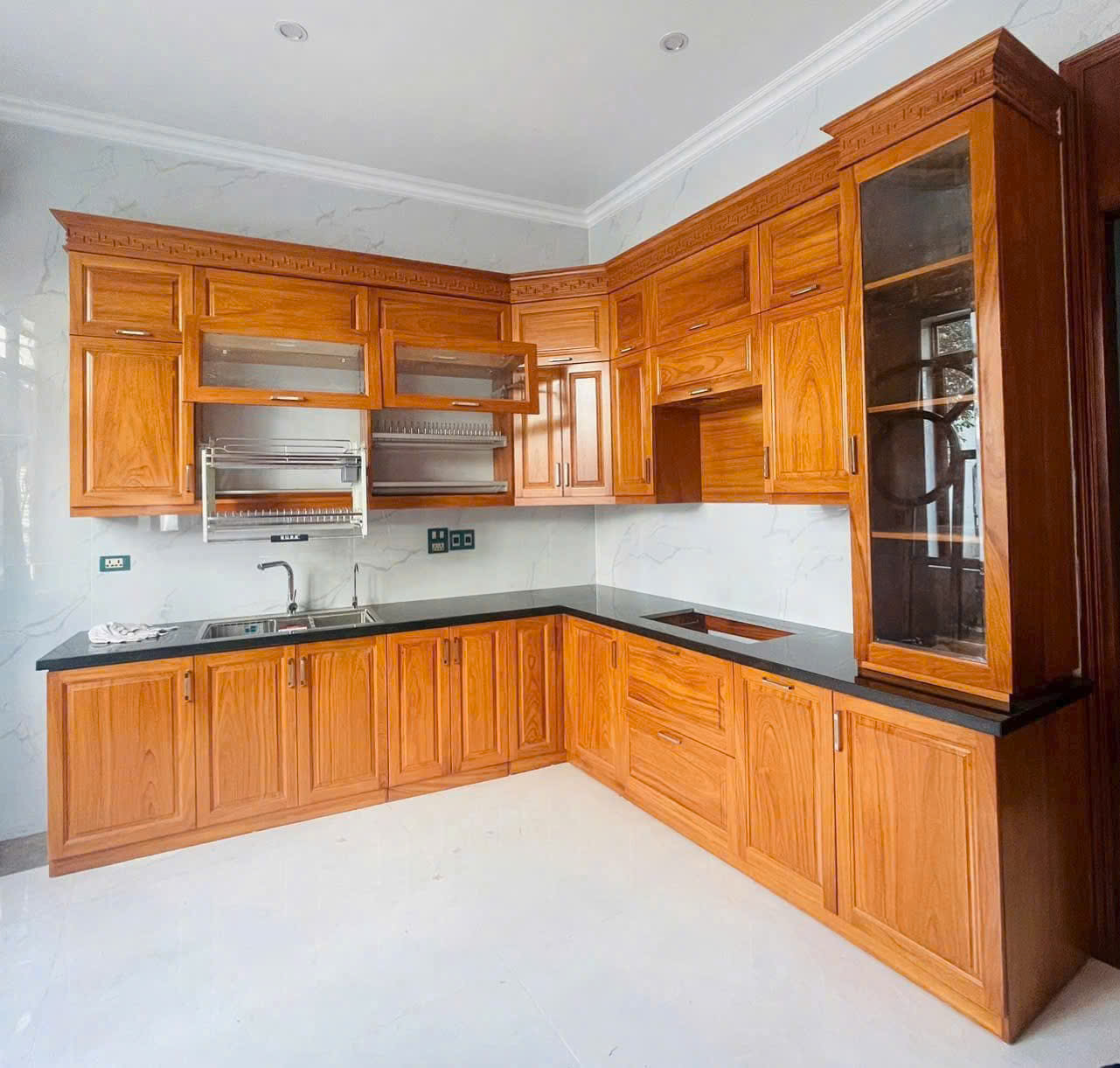 tủ bếp inox cánh gỗ sồi