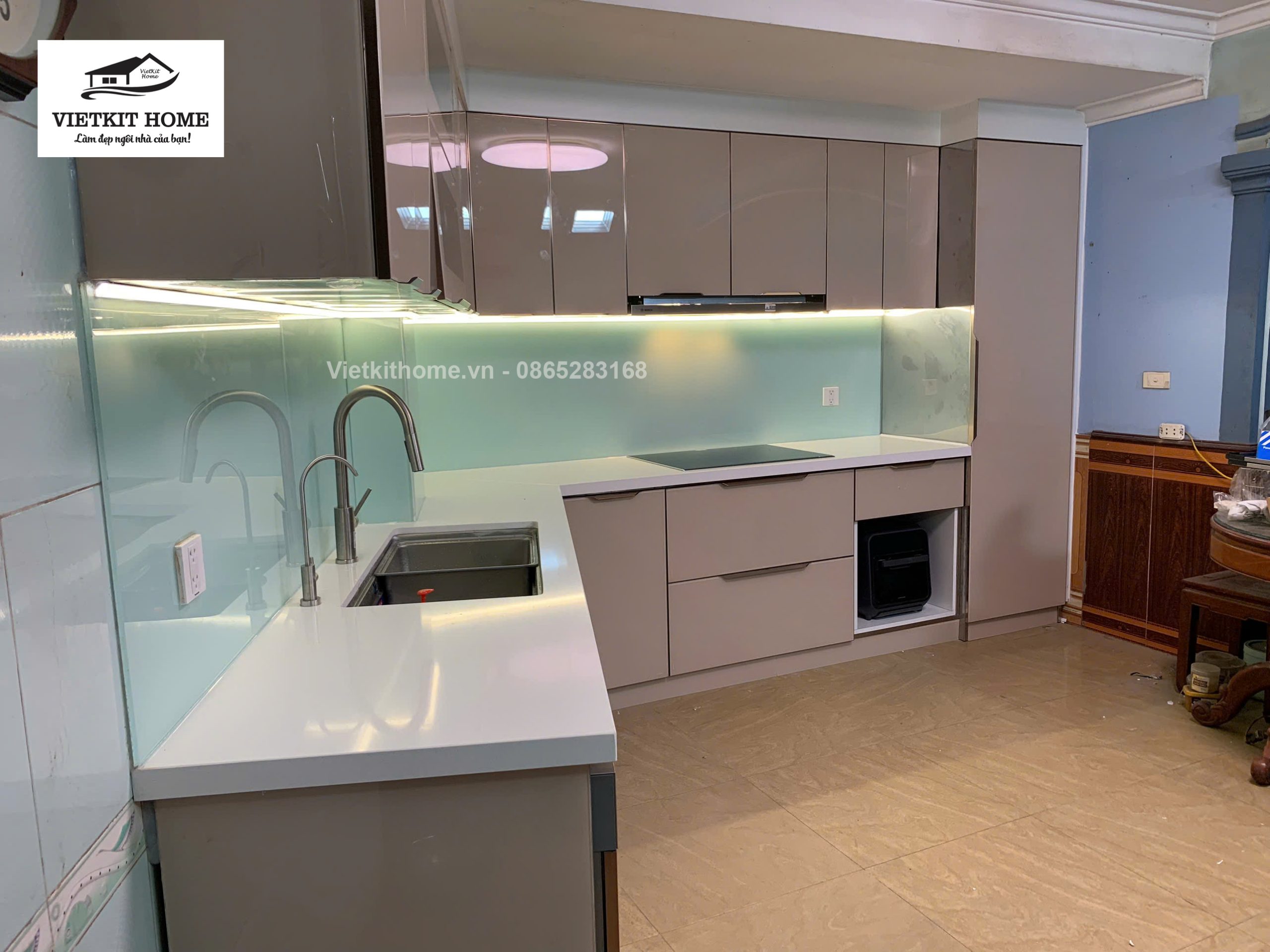 Tủ bếp inox không mối hàn