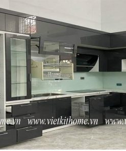 Tủ bếp Inox cánh kính tại Đông Triều, Quảng Ninh